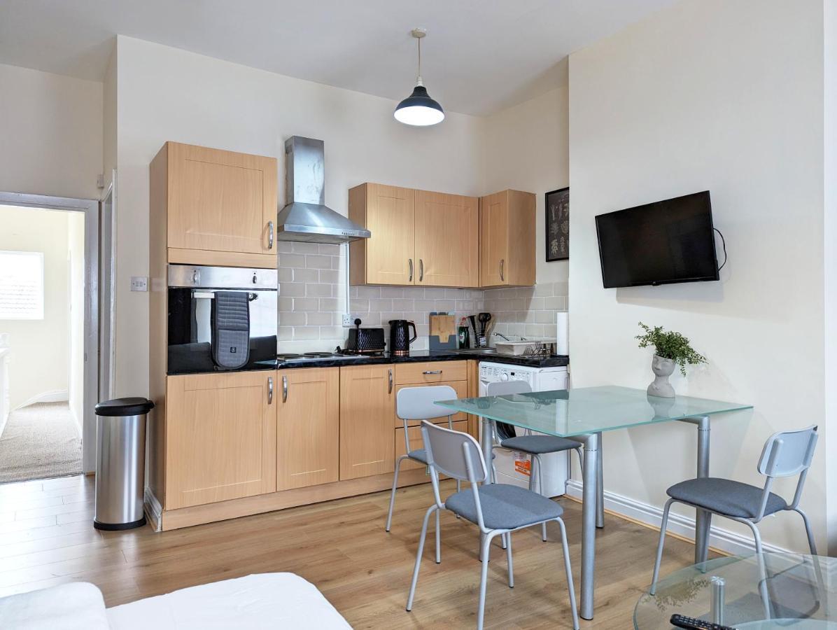 Lovely Studio In Anfield Near Centre Free Parking 리버풀 외부 사진