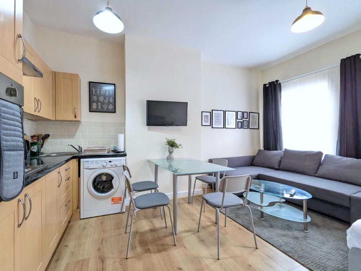 Lovely Studio In Anfield Near Centre Free Parking 리버풀 외부 사진