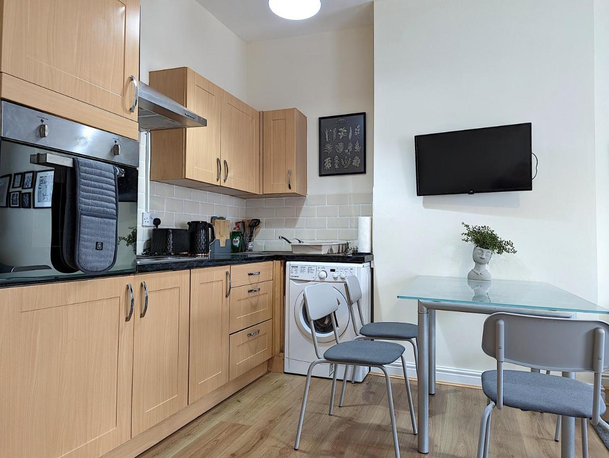 Lovely Studio In Anfield Near Centre Free Parking 리버풀 외부 사진
